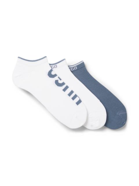 HUGO THREE-PACK OF LOGO SOCKS IN AN ANKLE LENGTH