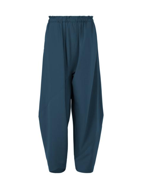 132 5. ISSEY MIYAKE PARALLEL WRAP