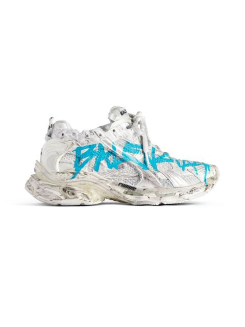 Women's Runner Graffiti Sneaker in White/blue