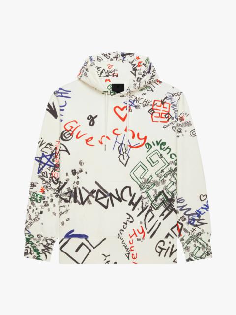 HOODIE IN GRAFFITI PRINTED FLEECE