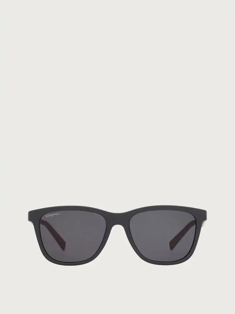 FERRAGAMO SUNGLASSES