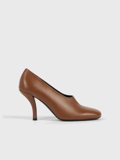 TOTEME Contour nappa pumps sienna