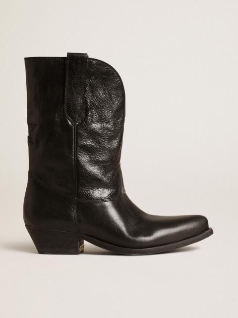 Low Wish Star boots in black leather with black star
