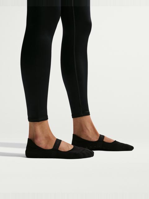Nike NikeSKIMS Women's Dri-FIT Pilates Grip No-Show Socks (1 Pair)