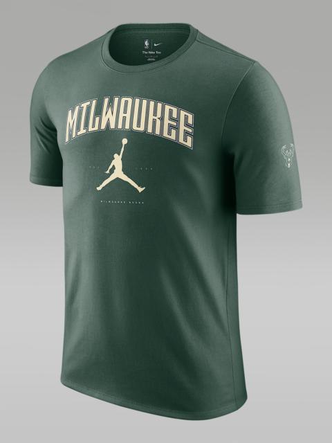 Milwaukee Bucks Essential Men's Jordan NBA T-Shirt