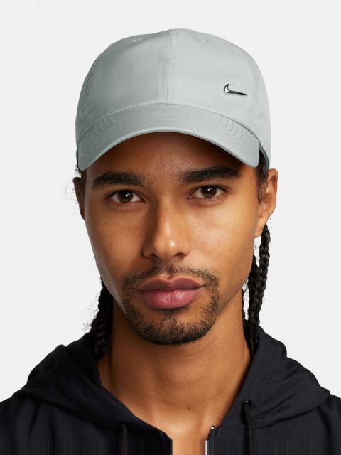 Nike Nike Dri-FIT Club Unstructured Metal Swoosh Cap