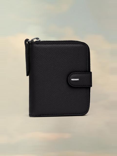 Stitch leather wallet
