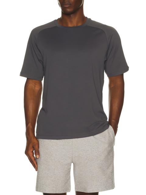 BEYOND YOGA All in Active Tee