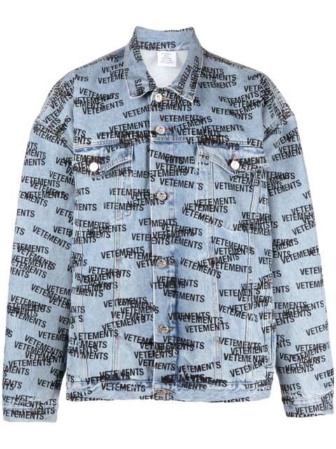VETEMENTS logo-print denim jacket