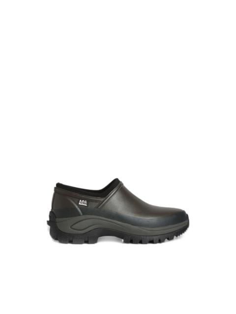 Barbour x A.P.C. logo-patch clogs