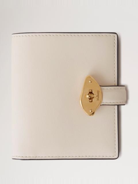 Lana Compact Wallet
Eggshell High Gloss Leather