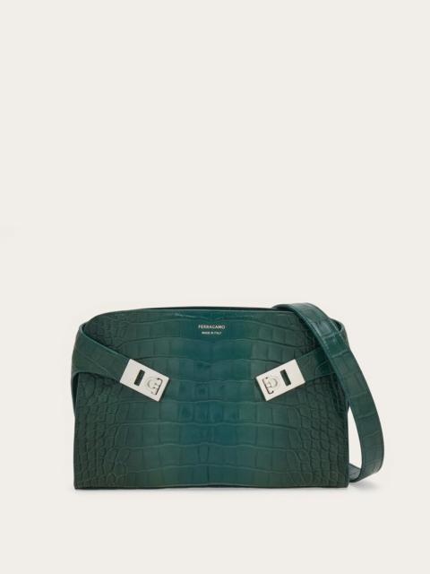 FERRAGAMO Hug messenger bag (S)