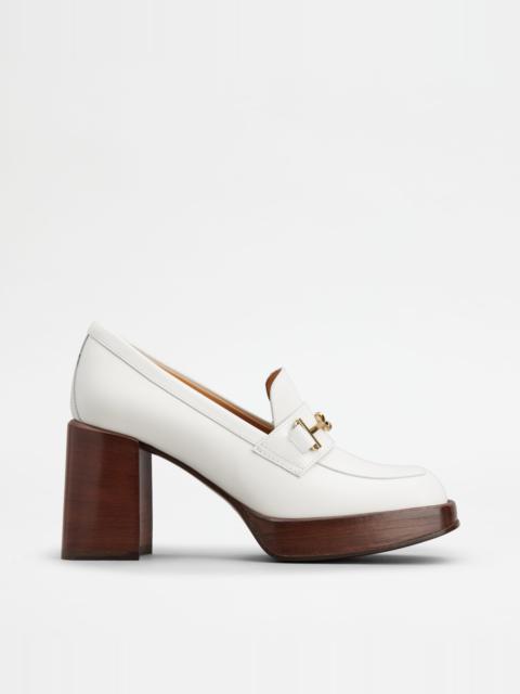HEELED LOAFERS IN LEATHER - WHITE
