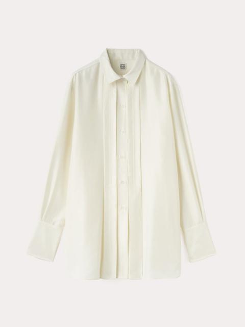 Pleated silk shirt macadamia