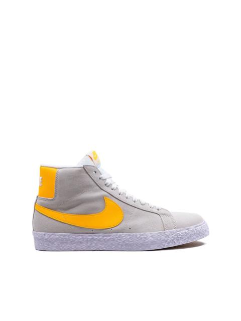 SB Blazer Mid "Laser Orange" sneakers