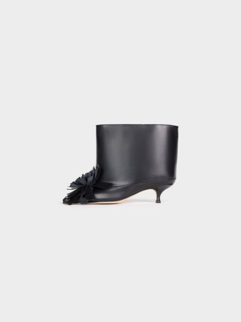 A.W.A.K.E. MODE DANA BOOTS SUPER SHORT WITH POM-POMS BLACK