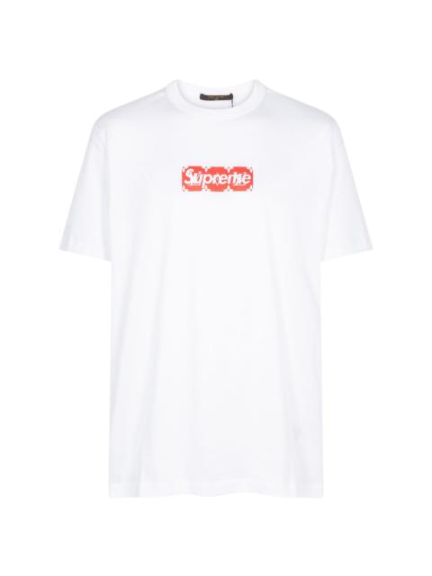 Louis Vuitton Monogram Box Logo Tee "Louis Vuitton X Supreme"