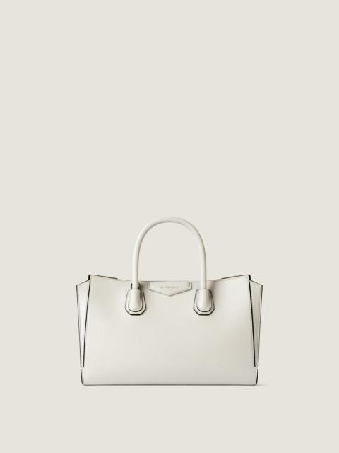 Givenchy SMALL ANTIGONA CATCHALL BAG IN SHINY GRAINED LEATHER