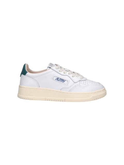 AUTRY LOW-TOP SNEAKERS "MEDALIST"
