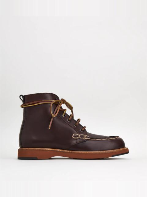 Tod's ANKLE BOOTS IN LEATHER - BROWN