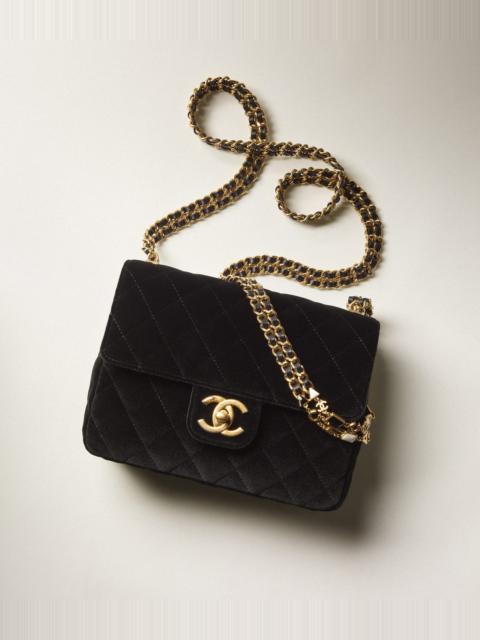 CHANEL Small Flap Bag