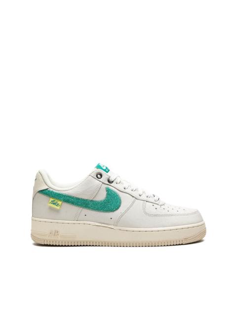 Air Force 1 '07 LV8 "Test Of Time - Sail/Green Noise" sneakers