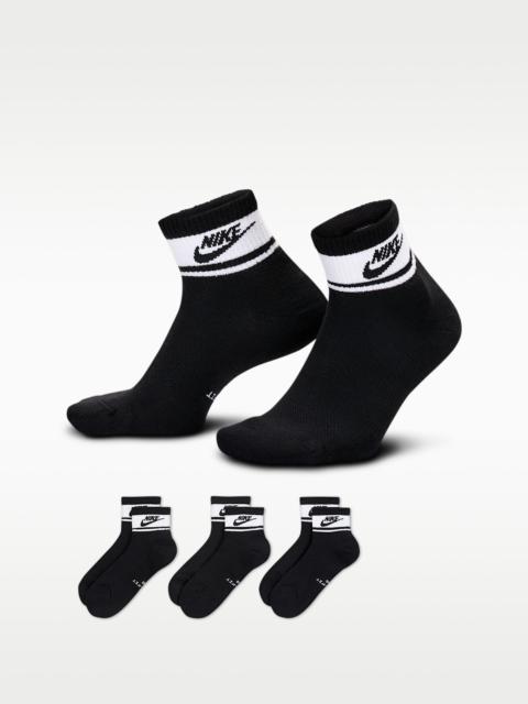 Nike Nike Everyday Elevated Ankle Socks (3 Pairs)