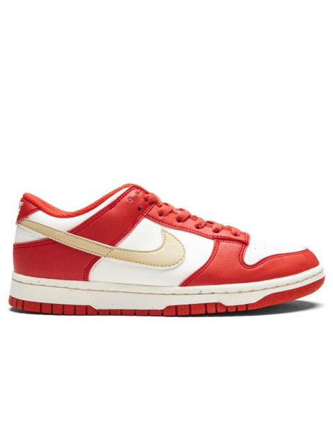Nike WOMEN'S DUNK LOW - LIGHT CRIMSON/TEAM GOLD/SAIL