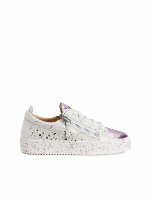 Gail silver sneakers