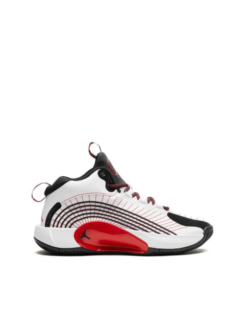 Jordan Jumpman 2021 "White/University Red" sneakers