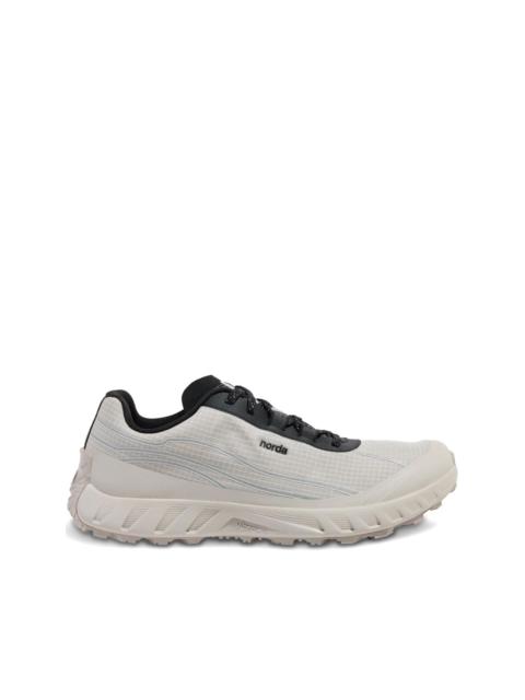 002 M Cinder sneakers