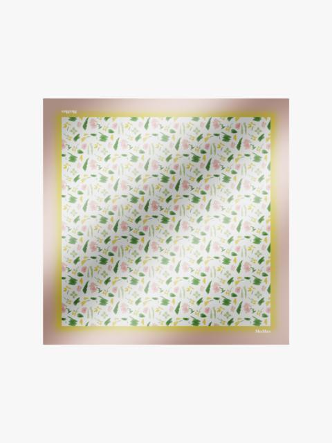Max Mara CARRE90W Printed silk scarf
