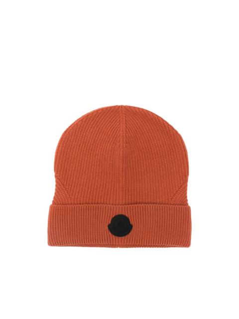 Moncler ribbed logo-patch beanie