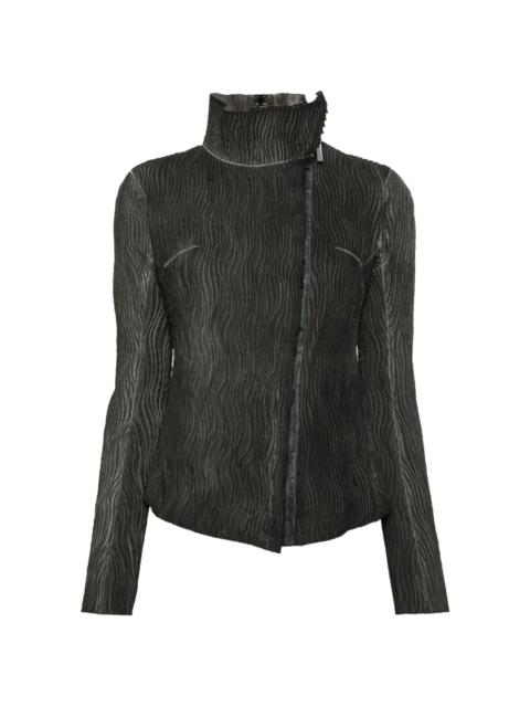 plissÃ©-effect leather jacket
