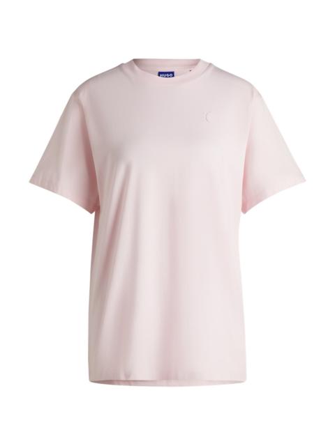 HUGO COTTON JERSEY T-SHIRT WITH CURVED LOGO