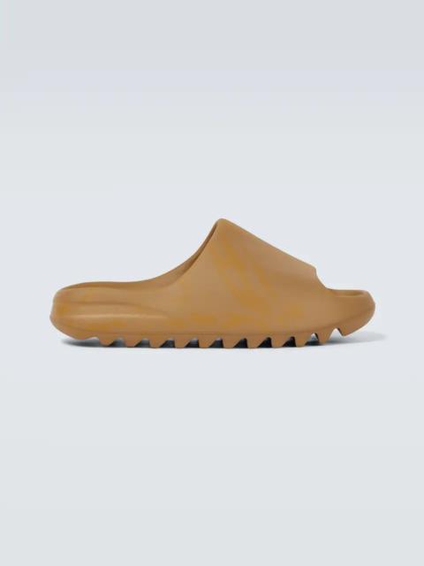 YEEZY YEEZY Core slides