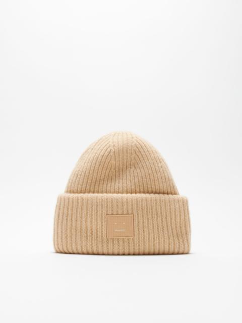 Acne Studios Large face logo beanie - Biscuit beige