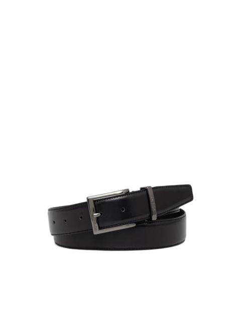 GUESS USA logo-engraved buckle belt