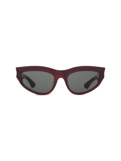 Burberry logo-plaque cat-eye sunglasses