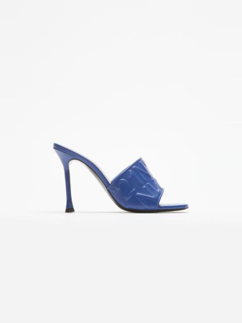N°21 LOGO-EMBOSSED MULES