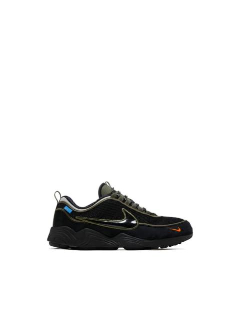 Nike low top sneakers