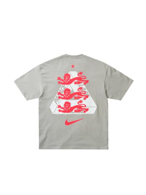 PALACE PALACE NIKE ENGLAND T-SHIRT PEWTER GREY