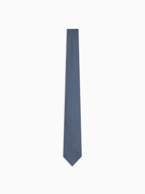 Pure silk tie with jacquard op-art motif