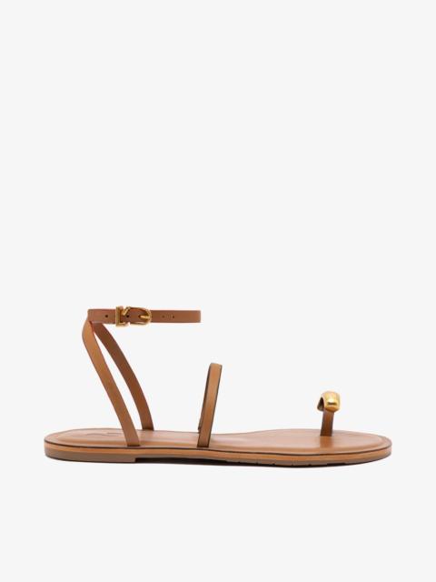 Biarritz Flat Sandal In Light Caramel Leather