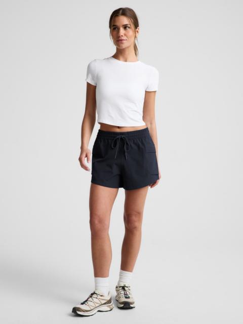 BEYOND YOGA Peak 3" Short