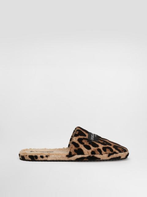 Dolce & Gabbana Leo-print dg hotel terry slippers