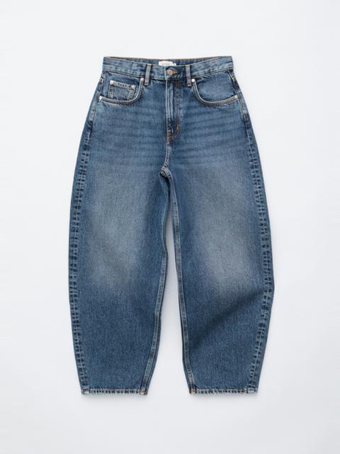 & Other Stories Barrel-Leg Ankle Jeans