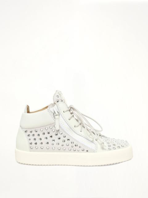 Giuseppe Zanotti Camoscio in Bianco in 3