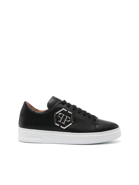 logo-plaque leather sneakers