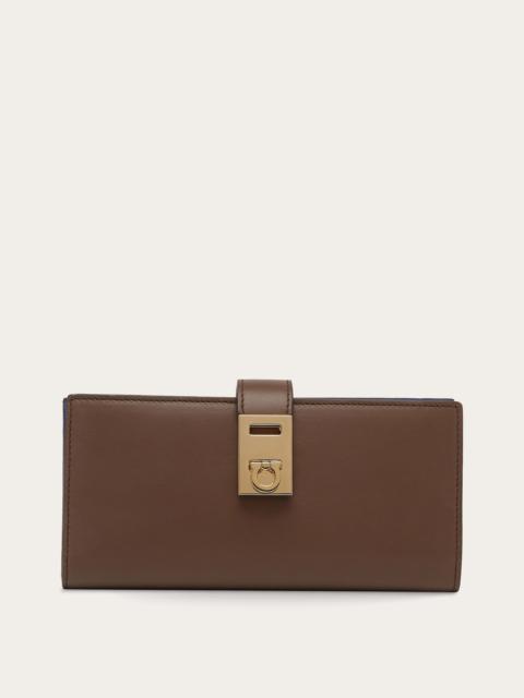 FERRAGAMO Hug two-tone continental wallet